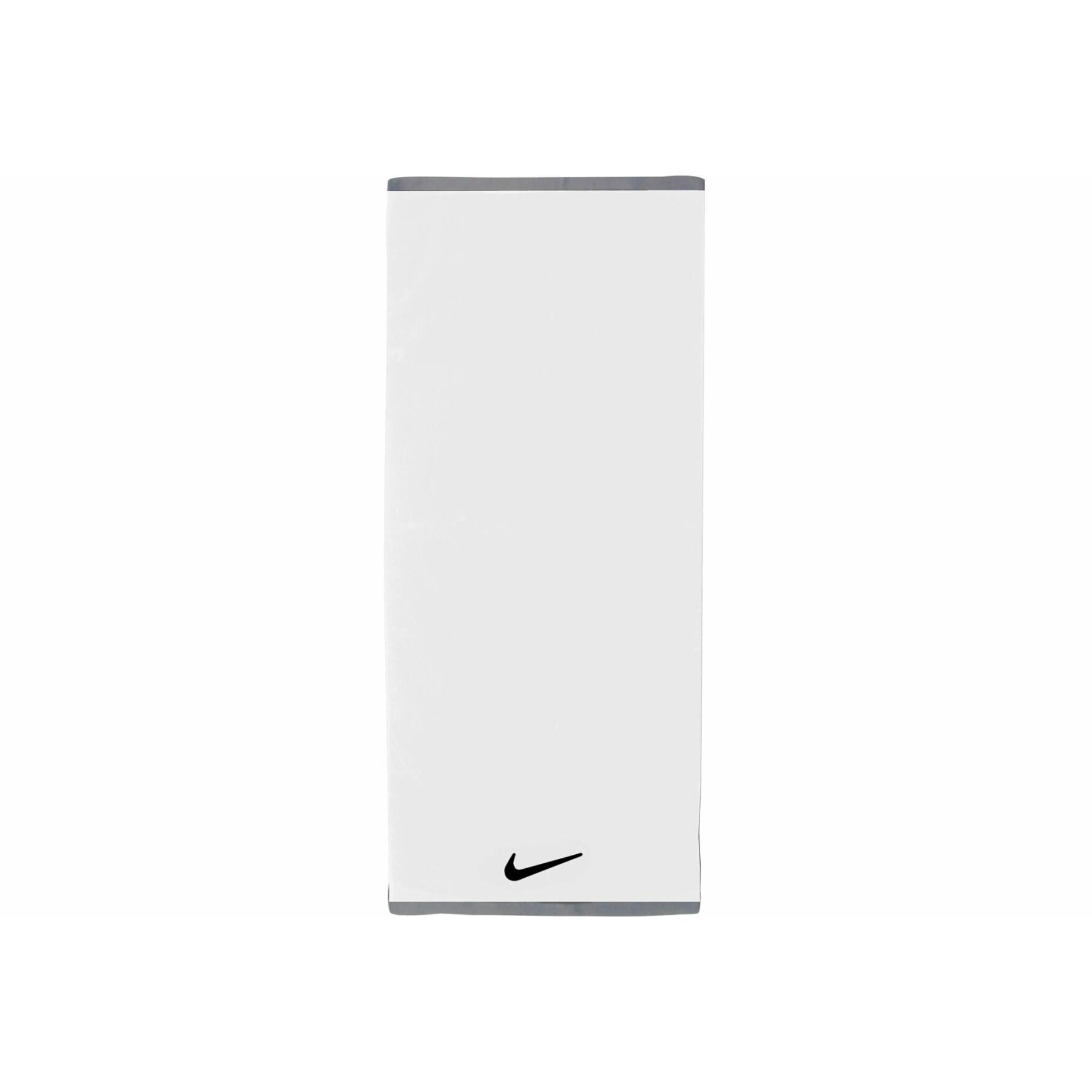 Handtuch Nike fundamental L