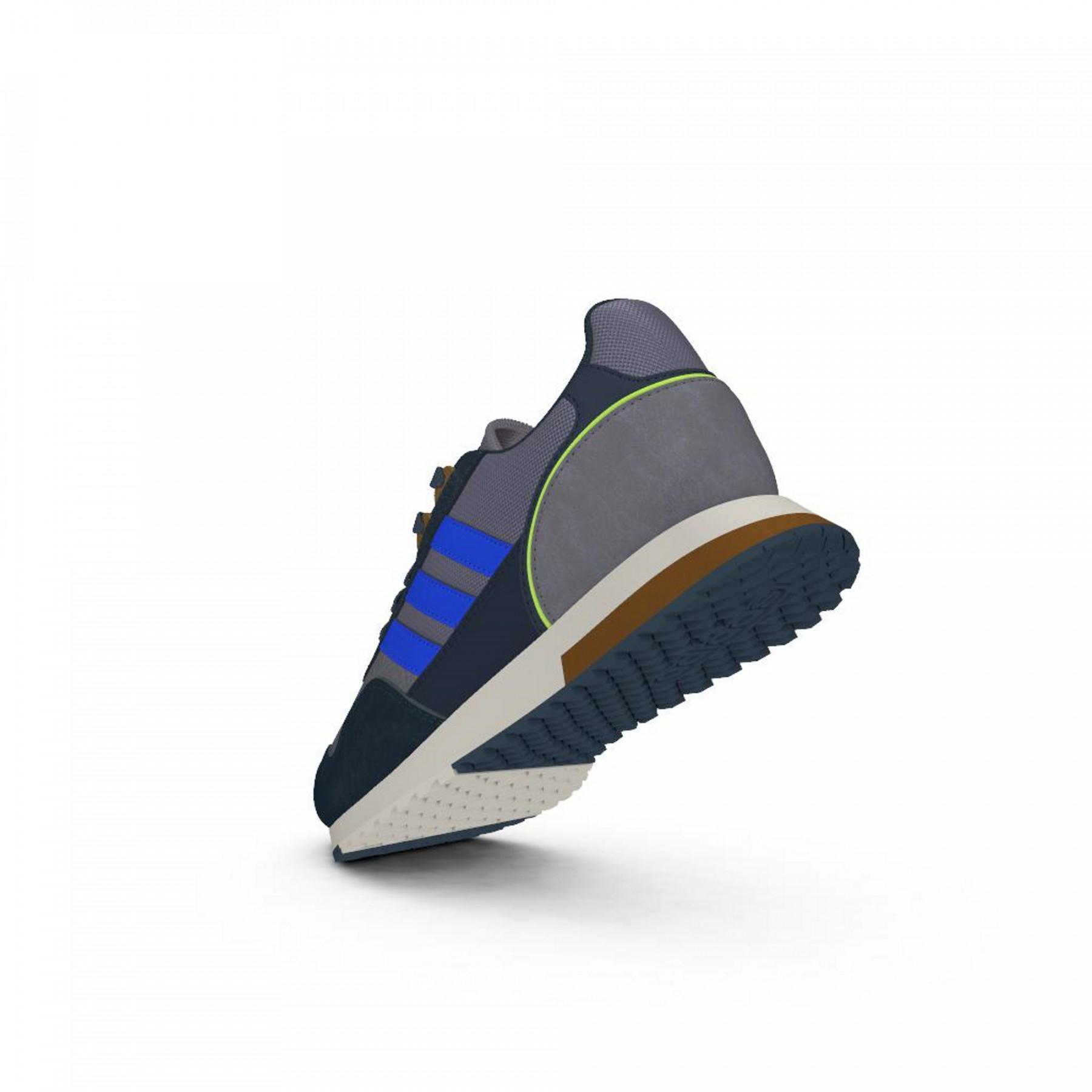 Schuhe adidas 8K 2020