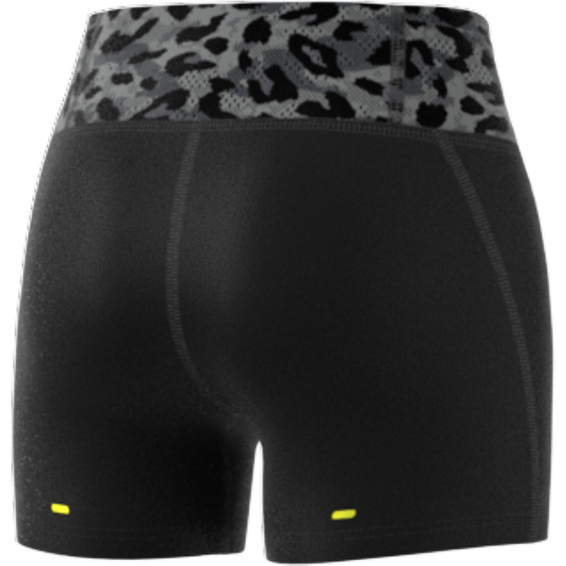 Damen-Shorts adidas Fast Primeblue Graphic Booty