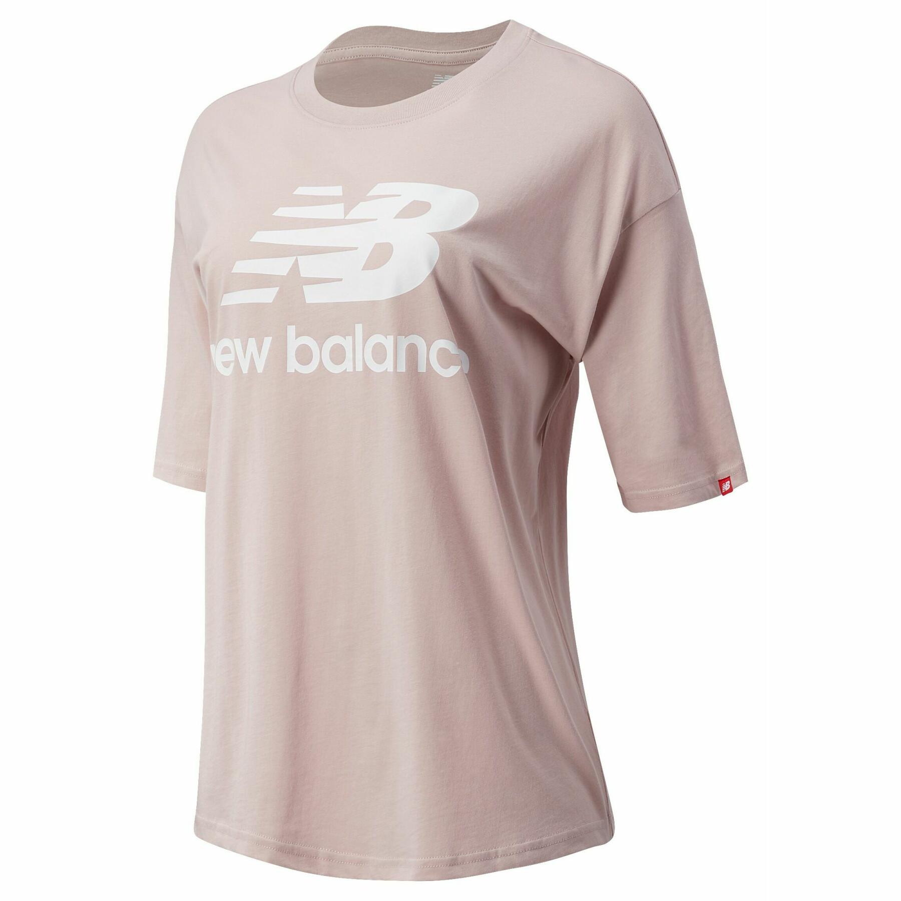 Frauen-T-Shirt New Balance essentials stacked logo
