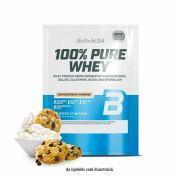 50er Pack Beutel mit 100 % reinem Molkeprotein Biotech USA - Cookies & cream - 28g